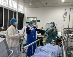 高龄不是禁区，技术创造奇迹&mdash;&mdash;呼吸与危重症医学科精准&ldquo;热治疗&rdquo;，13分钟解除患者窒息风险